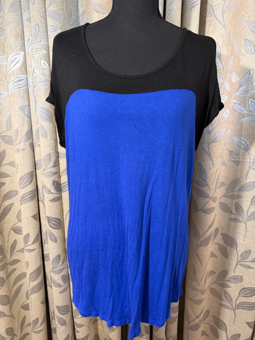 Elegant Black and Blue Women's Blouse